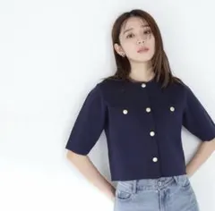 【ナチュラルビューティー】エンブレムボタンニットジャケット半袖　金ボタン　フリー