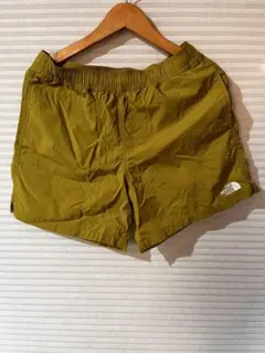THE NORTH FACE カラシ色　ショートパンツ
