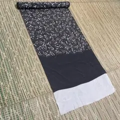 【端切れ品】京櫻小紋＜型染・桜散らし文・京友禅謹製＞長さ２ｍ８０cm　正絹　反物