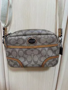 COACH ショルダーバッグ ベージュ/ブラウン