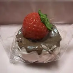 kikisquishy XLサイズ いちごケーキ