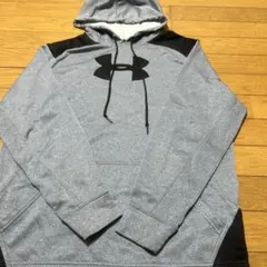 Under Armour フード付きパーカー グレー/ブラック
