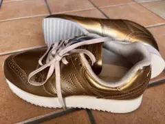 Item thumbnail for item b9dee935-2990-46bd-ab32-092348ae9a06