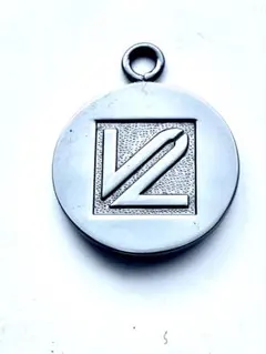 ヴィンテージ ラウンド ペンダントトップ 幾何学 ロゴ調 シルバー　ユニセックス