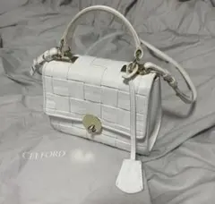 Item thumbnail for item ce1bfc32-bb45-4fc4-8f8e-7a70295ae94a