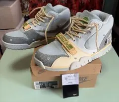 Travis Scott × Nike Air Trainer 1 SP