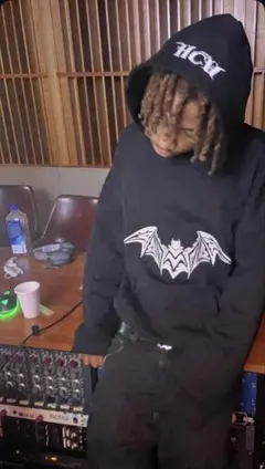 Item thumbnail for item a5b9f82f-9574-4e84-a794-0598f50d5453