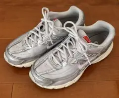 NIKE INITIATOR レディーススニーカー 24cm シルバーピンクのサムネイル
