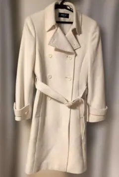 アンゴラ混　ASCot ホワイト ダブルブレスト ロングコートのサムネイル