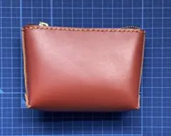 ハンドメイド　赤茶色のレザー　ミニポーチ