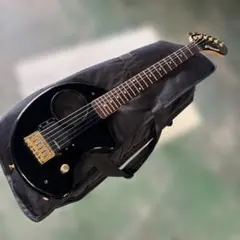 FERNANDES エレキギター　ブラックのサムネイル