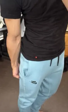 早い者勝ち 新品未使用150cm NIKE テックフリース パンツ 水色