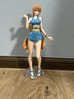 ナミ　フィギュア　ワンピース