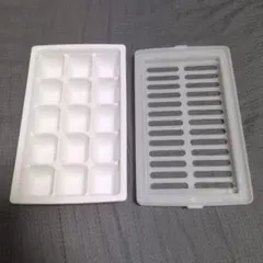製氷皿 15個取り フタ付き ホワイトのサムネイル