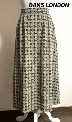美品 DAKS LONDON ダックス ロンドン スカート Sサイズのサムネイル