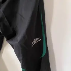 UMBRO トレーニングパンツ ブラック/グリーン