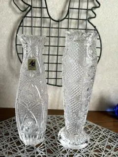 アデリアクリスタル　花瓶　一輪挿し２点