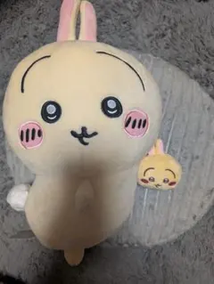 ちいかわ うさぎ おしりふりふりBIGぬいぐるみ ねそべりぬいぐるみ タグ付きのサムネイル