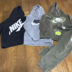 NIKE フード付きトレーナー 110-116cm