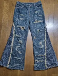 ブーツカットデニム ダメージ加工 インディゴ