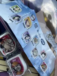 くら寿司 鬼滅の刃 コラボ　びっくらポン　童磨　　猗窩座 消しゴム