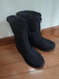 ❄美品❄黒いファスナー付き冬用スノーブーツ　23.5cm