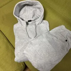 プルオーバー パーカー