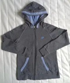 【新品】　レディース　Nike 　ナイキ　 パーカー　 M　 グレー