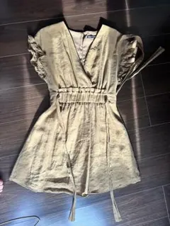 ZARA ベージュ ノースリーブ シャツ　チュニック　フリル