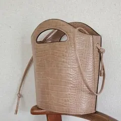 ショルダーバッグ