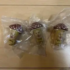 ガチャガチャ　こびとづかんおすわりマスコット　ベニキノコビト