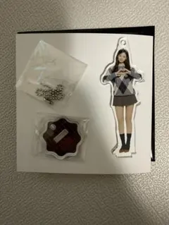 TWICE THIS IS FOR ミニアクリルスタンドチャーム ツウィ