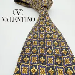【美品】VALENTINO /ヴァレンティノ　ネクタイ　総柄