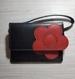 MARY QUANT パスケース