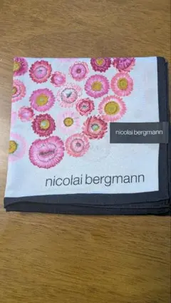nicolai bergmann 花柄ハンカチのサムネイル