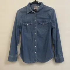 Levi's ウエスタンシャツ　デニムシャツ　　　スナップボタン