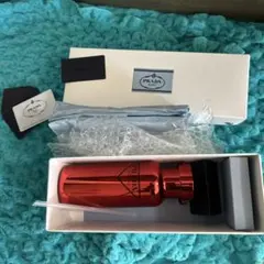 2026年最新】プラダ ウォーターボトルの人気アイテム - メルカリ