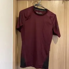 M   アンダーアーマ インナーシャツ