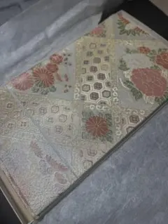 【美品】袋帯 金糸 牡丹 菊 亀甲 吉祥文様 六通 フォーマル 礼装