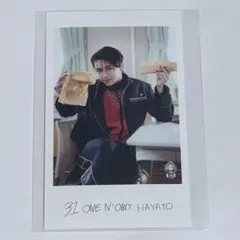 ONE N' ONLY HAYATO 隣の席 ミニフォト 左