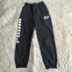 ⭐️PUMA ⭐️プーマ　グレー スウェットパンツ 150