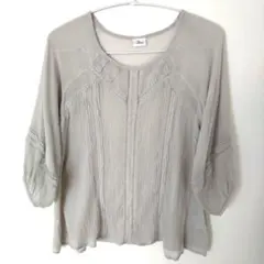 アーバンリサーチドアーズ　コットンピンタックはしごレースブラウス