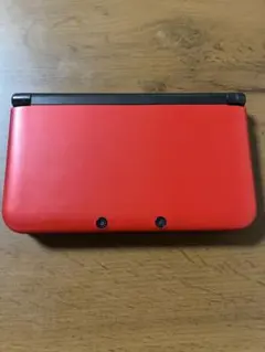 ニンテンドー3DS LL ブラック×レッド　ジャンク品