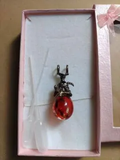 ペンダントトップ