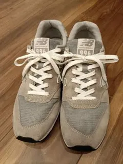 New Balance 996 グレー スニーカーのサムネイル