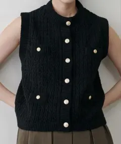 【LARUTA】 モールクルーニットベスト　ブラック