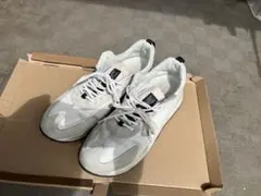 PHILIPPE MODEL（フィリップモデル） ホワイト スニーカーカジュアルのサムネイル