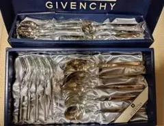 GIVENCHY カトラリーセット スプーン・フォーク・バターナイフ 16本のサムネイル