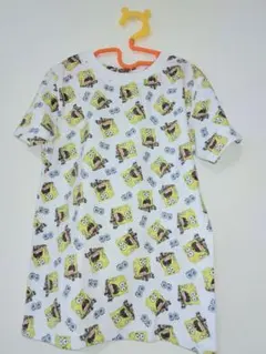 スポンジボブ　 総柄 Tシャツ　130cmのサムネイル