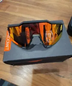 Item thumbnail for item b0d05461-ded0-4bb7-ae6b-7f26587fec13